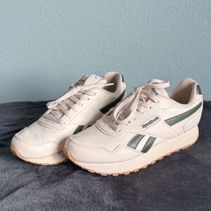 Reebok Off-White and Forest Green Trainers
